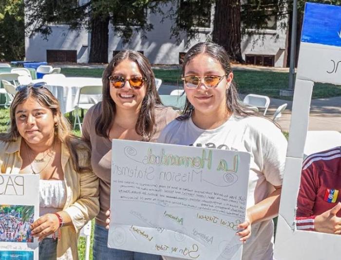 La Hermandad at the Student Involvement Fair